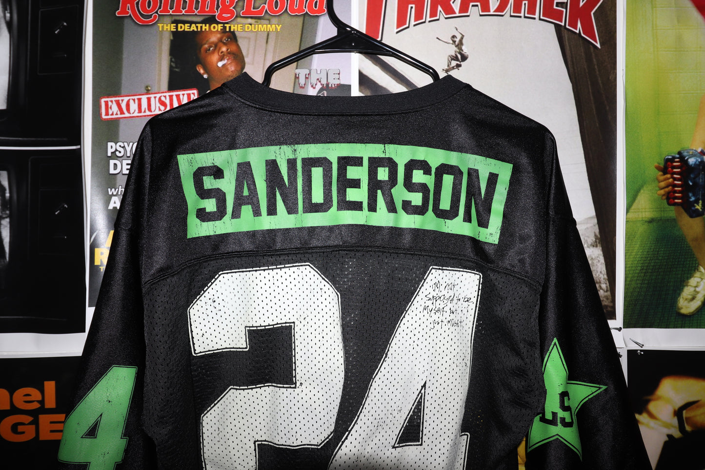 THEY WONT LIKE THIS JERSEYYY (L)