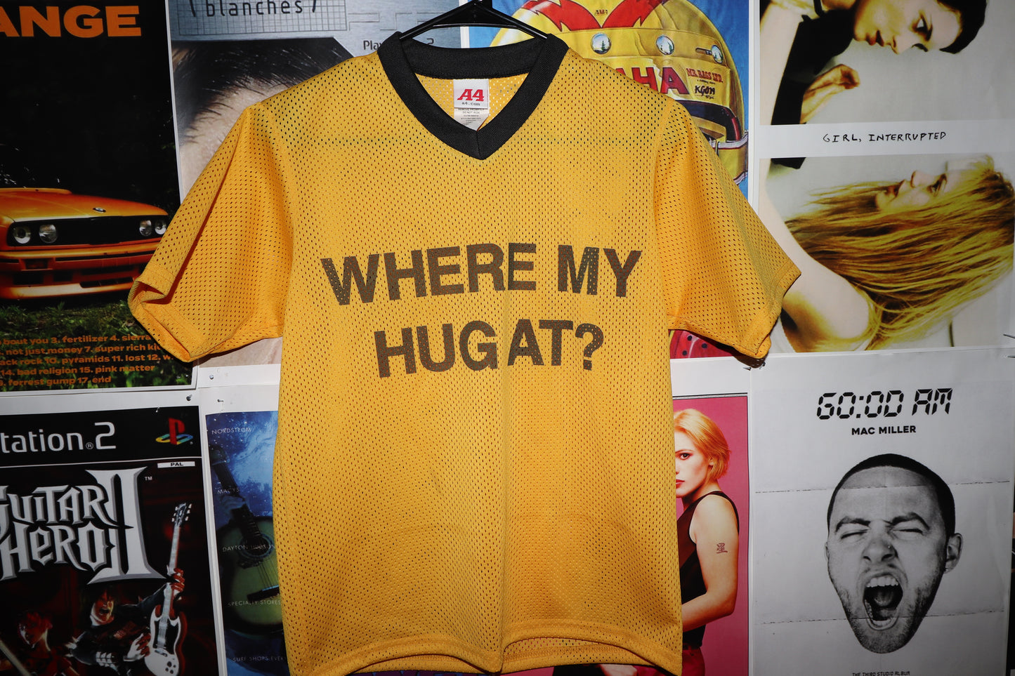 WHERE MY HUG AT? (XS)